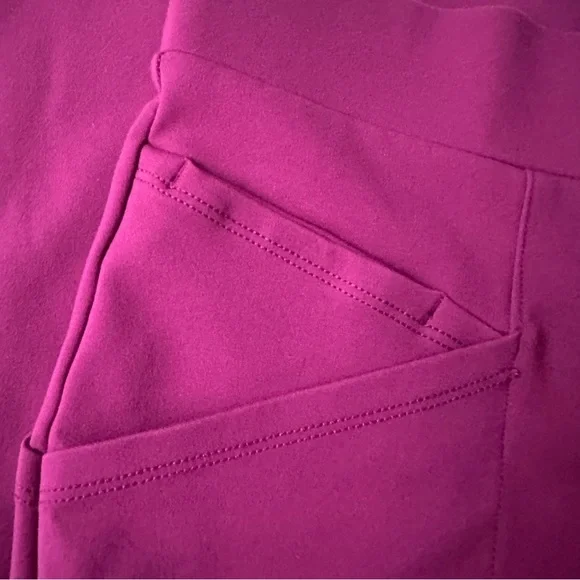 Betabrand Womens Skinny Leg Journey Pant Leggings Pockets Size S PETITE Burgundy - Picture 4 of 12